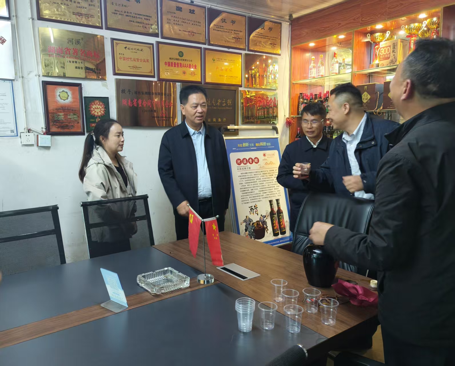 袁侃夫赴吉首市调研乡村振兴帮扶工作